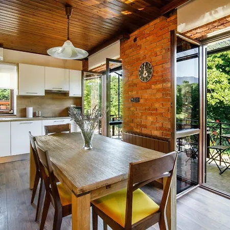 Danilo's Resort, Vipavska Dolina 아파트 Dobravlje